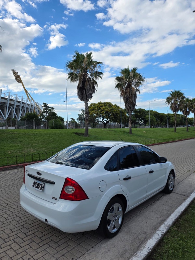 Ford Focus Style — foto 10